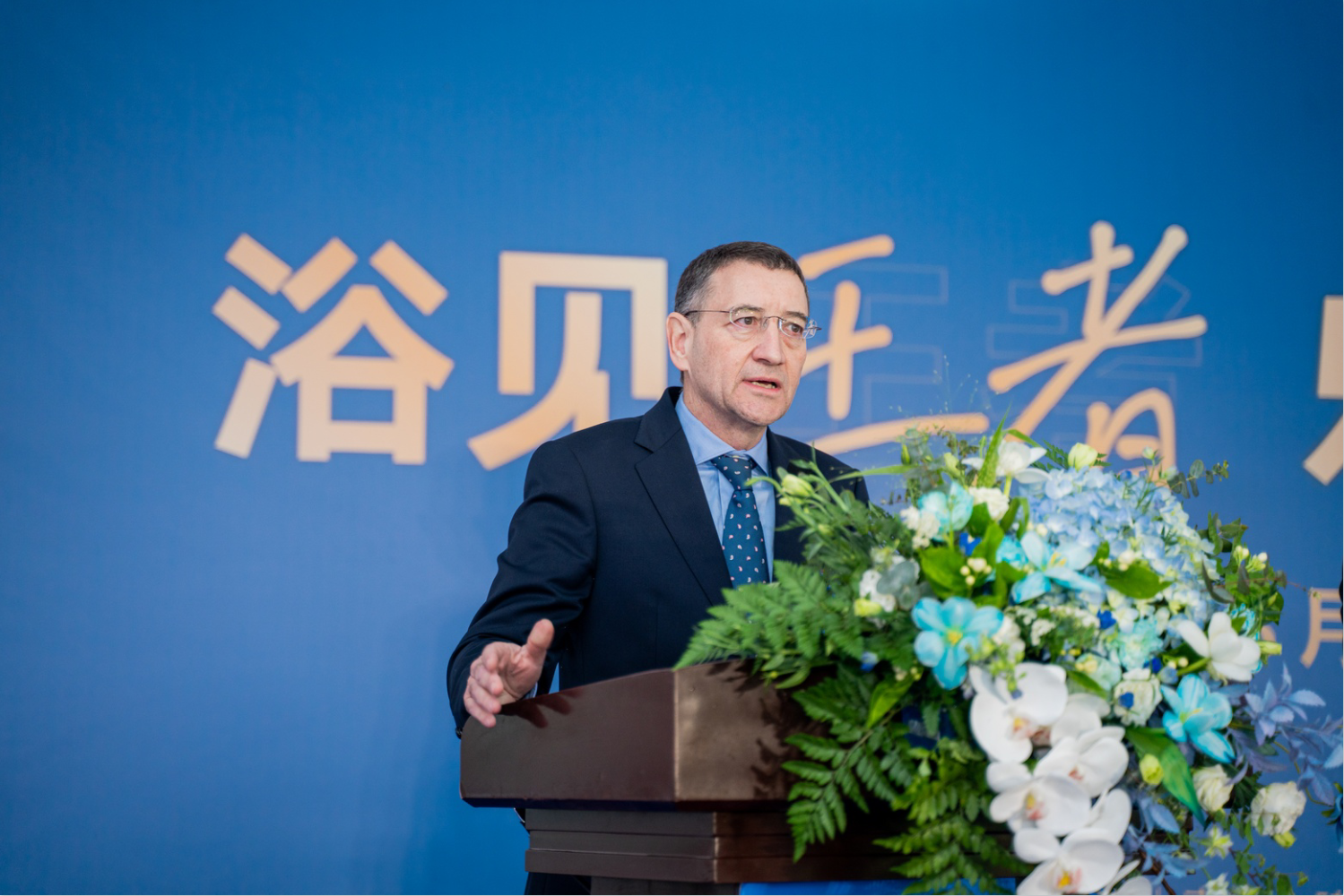 宝马bm1122线路顶级(中国游)有限公司官网